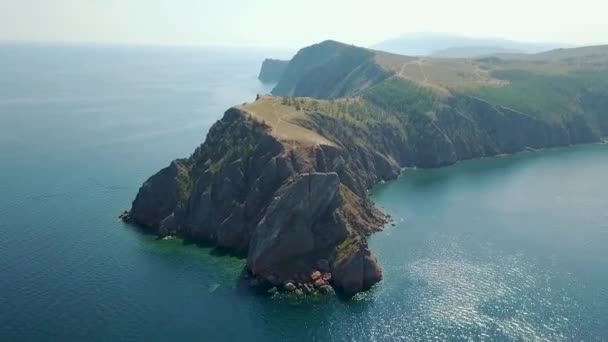 Ostrově Olkhon Bajkalu Cape Burhan Kamenité Písčité Pláže Zálivu Huzhir — Stock video