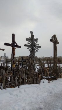 Tepe çarpılar Siauliai Litvanya. Jurgaiciai (Domantai) Höyük genellikle 
