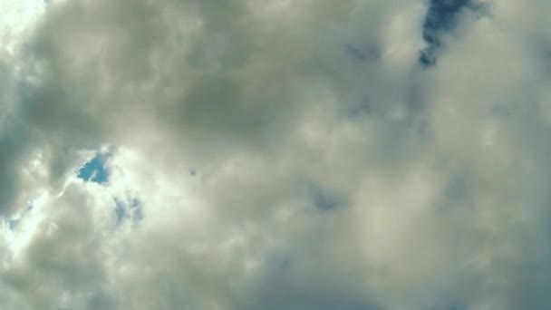 Timelapse Van Rollende Grote Witte Wolken Blauwe Lucht Bewegende Wolken — Stockvideo