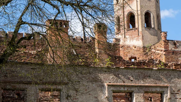 Destruyó Castillo Odzienas Letonia Europa Hermoso Día Soleado Primavera Concepto —  Fotos de Stock