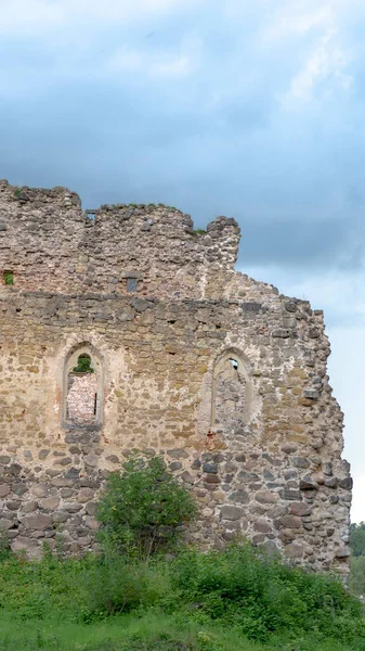 Château Médiéval Ruines Lettonie Rauna Vieux Mur Briques Stoune Château — Photo