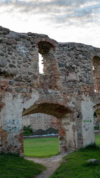 Ruinas Antiguo Castillo Medieval Dobele Letonia Región Histórica Zemgale Letonia — Foto de Stock