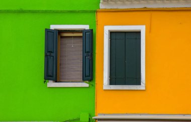Burano, Venedik Lagünü'bir ada renkli evleri