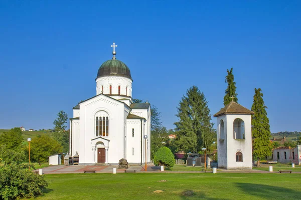 Bela crkva - Chiesa bianca vicino a Krupanj in Serbia — Foto Stock