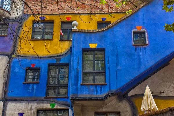 位于奥地利维也纳的Hundertwasser房子 - 现代建筑 — 图库照片