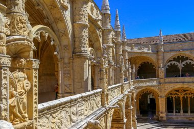 Lizbon'daki Jeronimos Manastırı veya Manastırı.