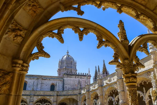 Jeronimos Monastery or Abbey in Lisbon. — Stock Photo, Image