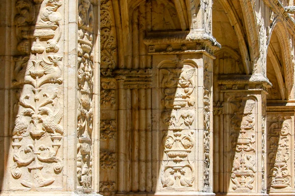 Klášter Jeronimos nebo opatství v Lisabonu. — Stock fotografie