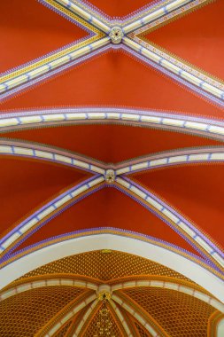 Slovenya'da Blad gölünde küçük kilise