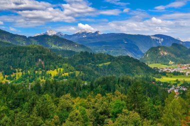 Slovenya 'da Kanlı Göl