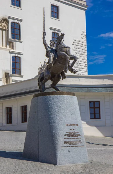 Statua equestre del Re Svatopluk I presso il Cortile Onorario , — Foto Stock