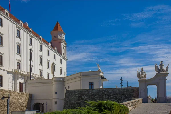 Castello di Bratislava - Bratislavsky hrad a Bratislava, Slovacchia — Foto Stock