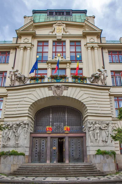 Здание мэрии Праги — стоковое фото