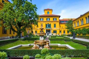 Münih 'teki Lenbachhaus Sanat Müzesi' nin inşaatı