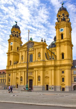 Münih 'teki St. Cajetan Tiyatro Kilisesi.