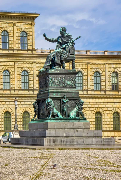 Max Joseph Platz München — Stockfoto