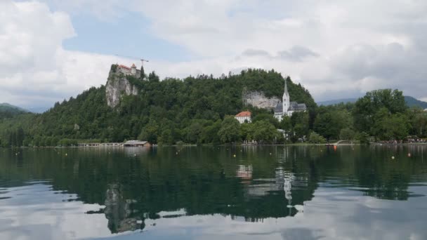 Slott Nära Ljublanica River Slovenien — Stockvideo