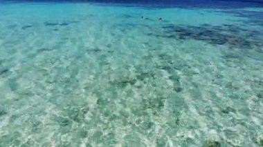 Kumlu plaj gün zaman görüntülerini 