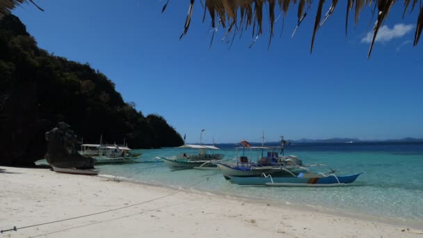 Barcos Cerca Playa Taytay Filipinas — Vídeo de stock