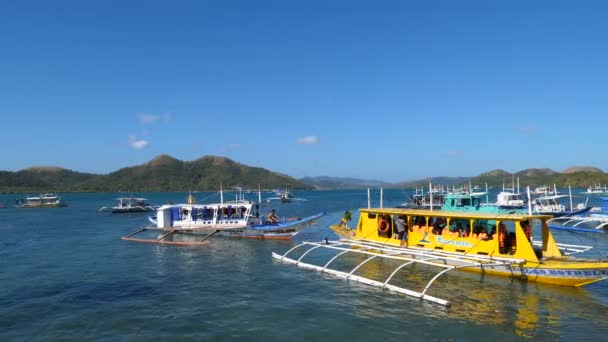 Barcos Cerca Playa Taytay Filipinas — Vídeos de Stock