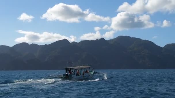 Passeio Barco Perto Praia Taytay Filipinas — Vídeo de Stock