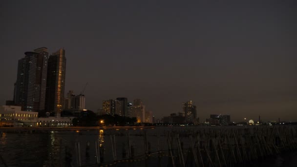 Städtische Gebäude Bei Nacht — Stockvideo