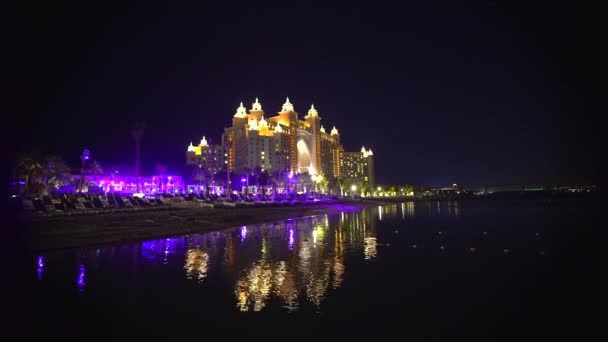 Dubai Hermosos edificios en Emiratos Árabes Unidos — Vídeos de Stock