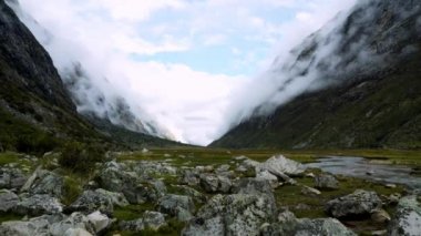 Santa Cruz Trekking Huaraz Dağları