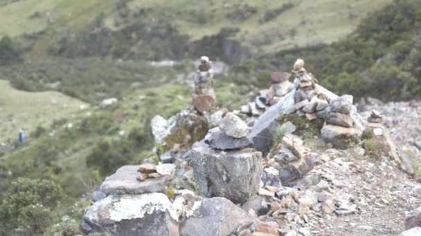 Salkantay πεζοπορία στα βουνά — Αρχείο Βίντεο