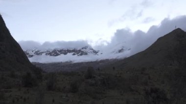 Santa Cruz Trekking Huaraz Dağları