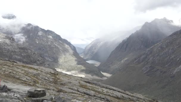 Santa Cruz Trekking Huaraz berg — Stockvideo