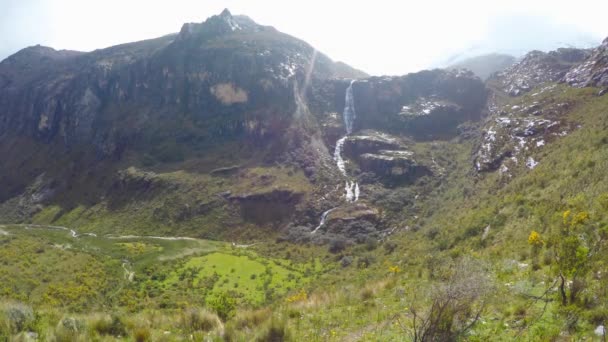 Santa Cruz Trekking Huaraz hory — Stock video