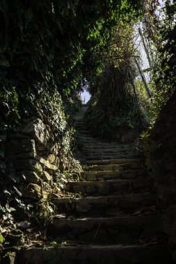 Monterosso, Cinque Terre, Italya Yürüyüş parkurunda merdiven yolu