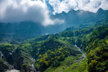 Lago della Rovina - İtalyan Alpleri 'nde Göl