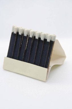 Küçük kağıt karton maçlar. Kağıt maçlar.