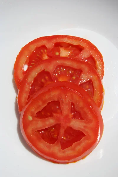 Κομμένες Ντομάτες Δαχτυλίδια Ντομάτας Ντομάτες Φέτες Φρέσκια Ντομάτα Κομμένη Δαχτυλίδια — Φωτογραφία Αρχείου