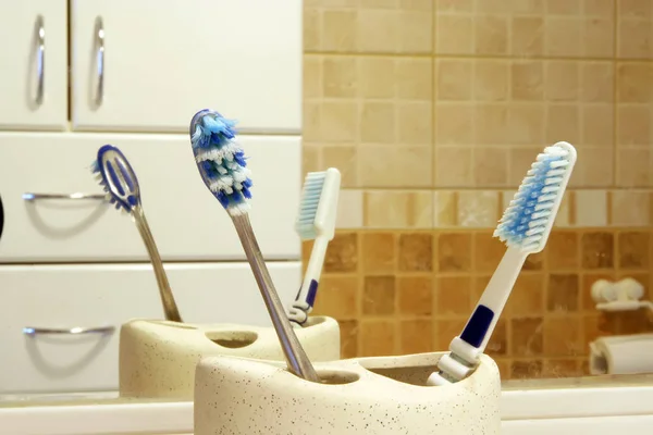 Family Toothbrushes Front Mirror Used Toothbrushes — Stock Photo, Image