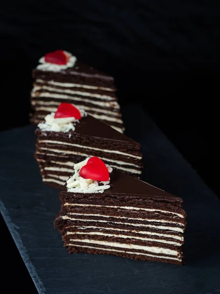 Шоколадный Торт Белым Кремом — стоковое фото