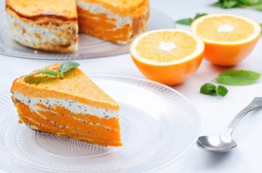 Süzme peynir ve kabak güveci.