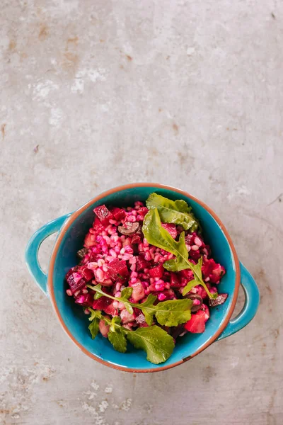 Bulgur Weizen Und Rote Beete Salat — Stockfoto