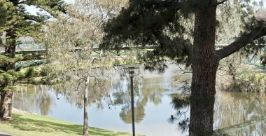 Nehir torrens Adelaide bir görünümünü