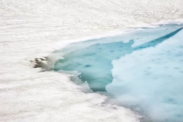 Ada Mit Schnee Içinde Eissee — Stok fotoğraf