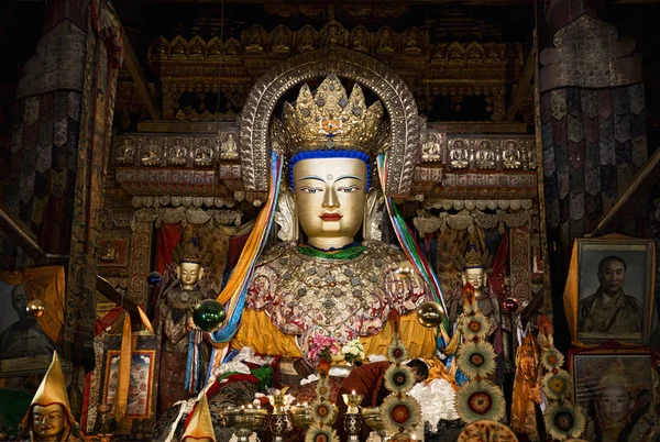 Tibet'teki Tashi Lhunpo Manastırı