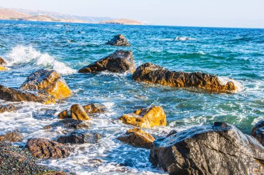 doğa deniz kıyısı ve kayalar