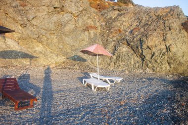 Plaj ayrı tut moduyla arka plan görünümünü