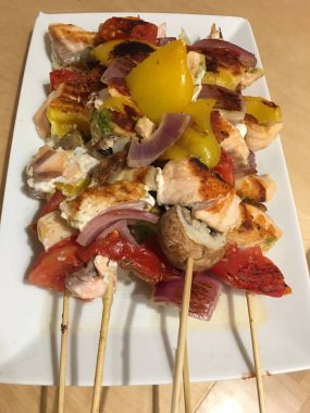 Balık şiş ayrı tut moduyla arka plan