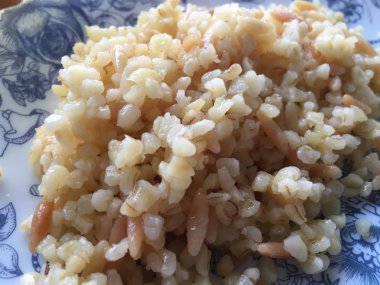 bulgur pilavı ayrı tut moduyla arka plan