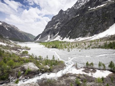 güzel parc national des ecrins haute Provence yakınındaki öncesi de mme carle Fransız Alpleri'nde vadide