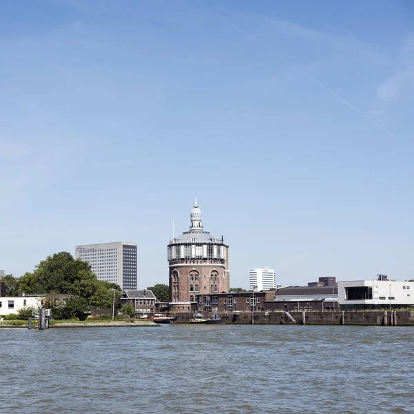 Stara wieża ciśnień w holenderski Rotterdamu w Holandii — Zdjęcie stockowe