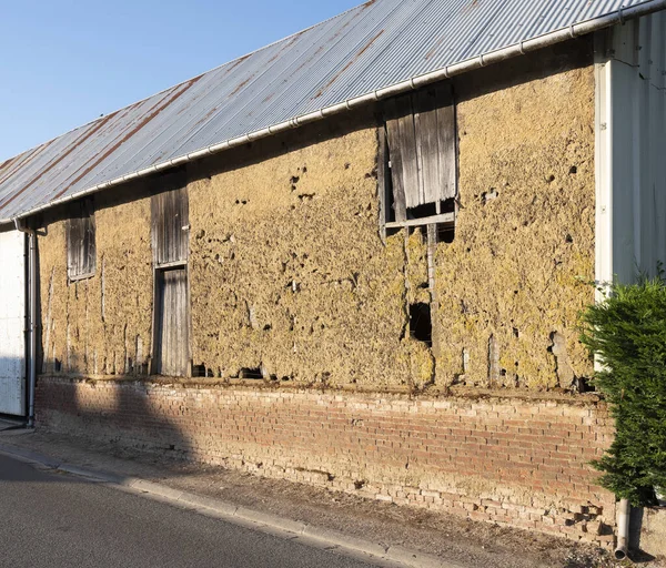 Paredes de marga de la granja francesa en el norte de Francia — Foto de Stock